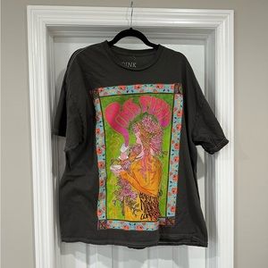 UO Pink Floyd London Tour Oversized T-Shirt